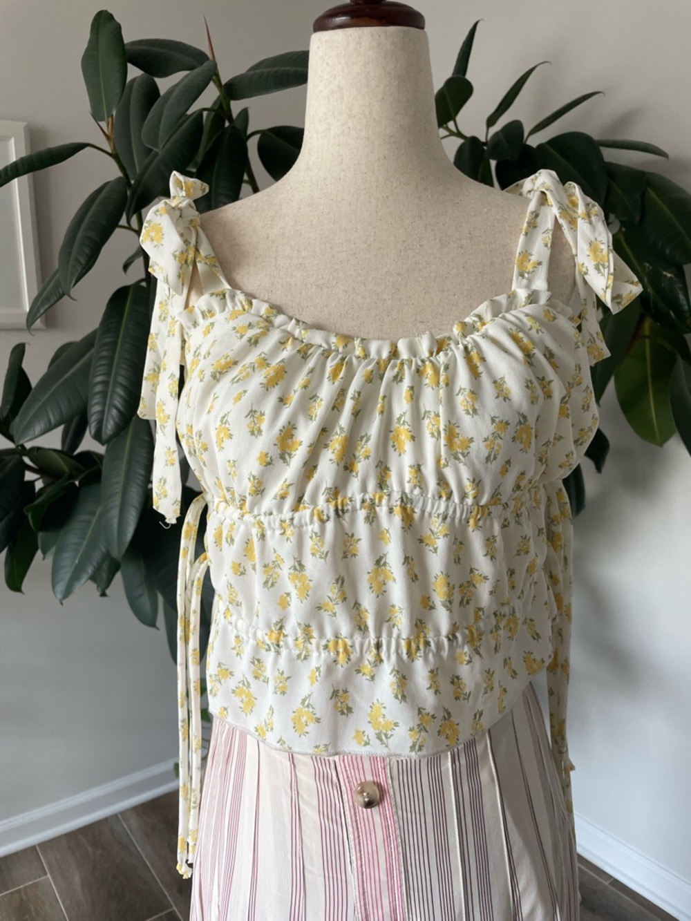 Striped Pink and Cream Button-Front Skirt, 100% silk and a  top, new with tags. - Picture 14 of 16